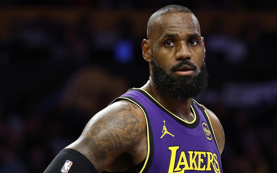 不断撕扯对 不断撕扯对