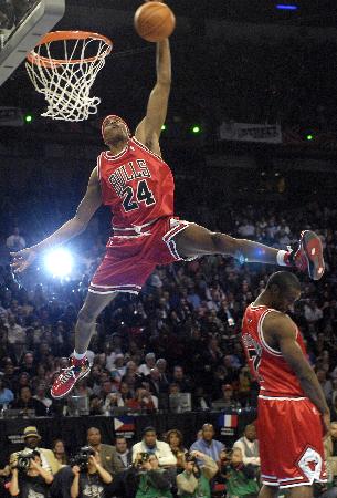 一个可对照 一个可对照